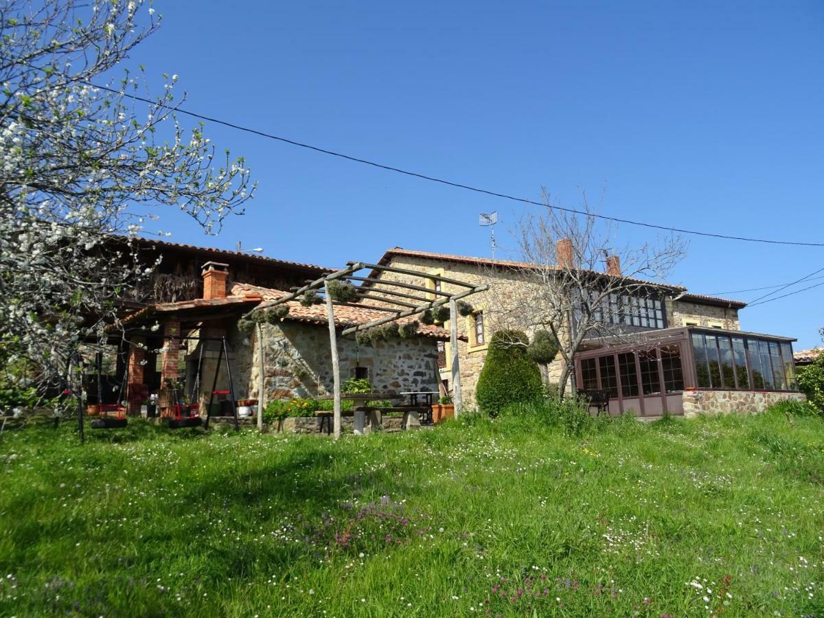 Turismo Rural El Piensu Villaviciosa  Εξωτερικό φωτογραφία